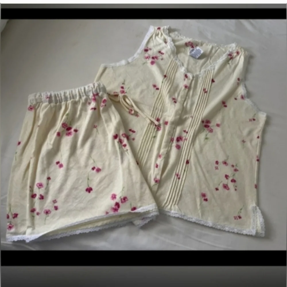 Floral Pajama Set with Pink Accents - Picture 1 of 3